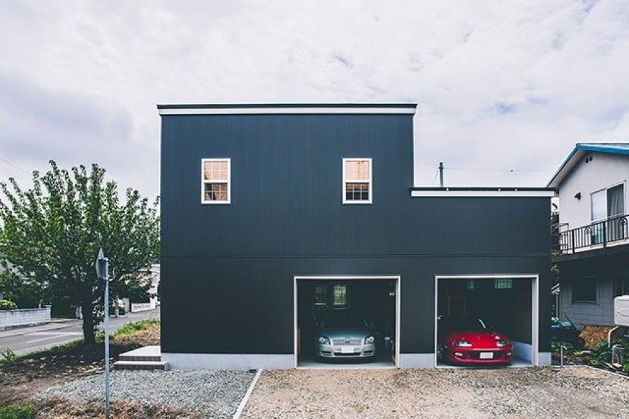 車2台を駐車できるガレージの広さはどれくらい？ポイントもご紹介