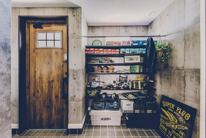 アウトドアな部屋の収納