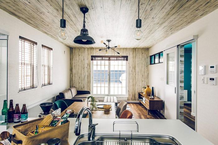 ビルトインガレージ＆2階リビング